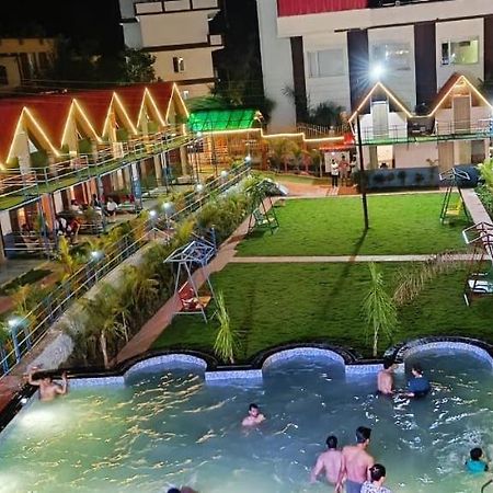 רישיקש Divine Ganga Resort מראה חיצוני תמונה